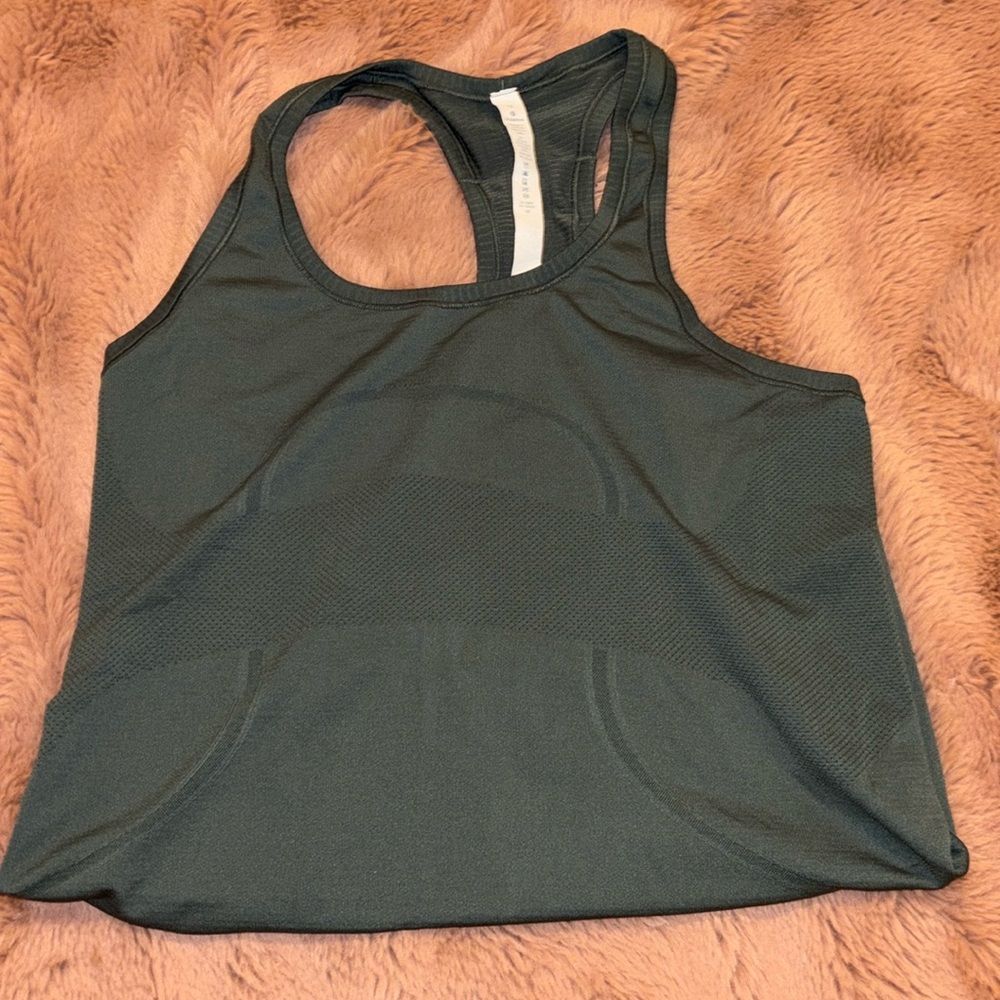 lululemon tank
